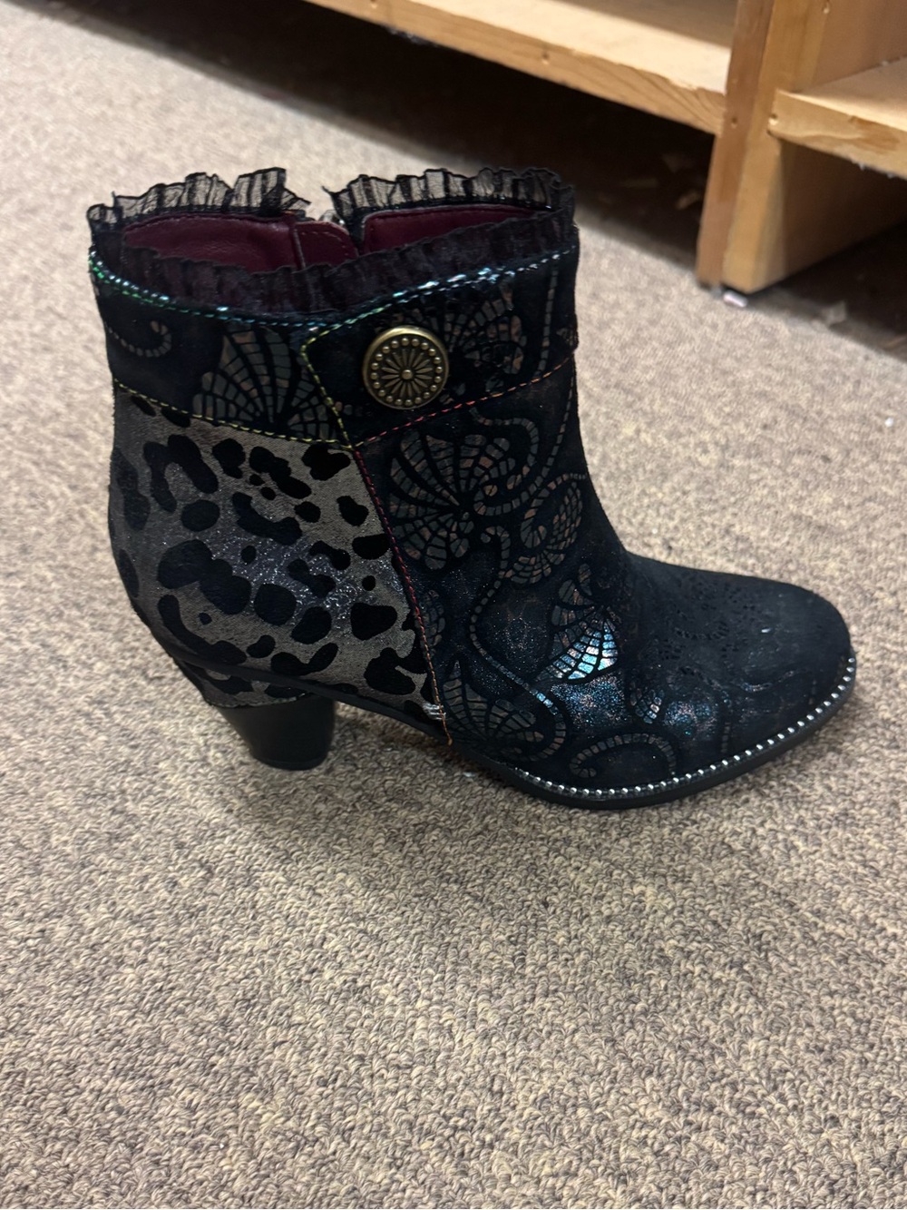 L'ARTISTE DESSA BOOTIE -BLACK MULTI
